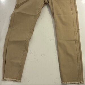 Men's Skinny Jeans in Tan